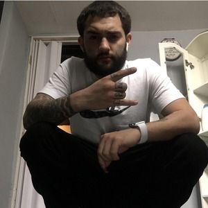 Meet your Posher, Christopher